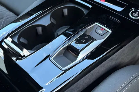  Audi Q6 E-Tron 100kWh Performance Black Edition Auto 5dr Thumbnail #23