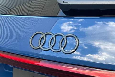  Audi Q6 E-Tron 100kWh Performance Black Edition Auto 5dr Thumbnail #32