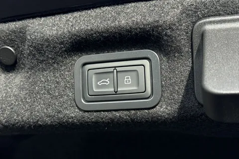  Audi A6 Saloon 2.0 TFSI Edition 1 S Tronic Euro 6 (s/s) 4dr Thumbnail #34