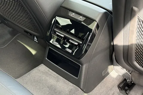  Audi A6 Saloon 2.0 TFSI Edition 1 S Tronic Euro 6 (s/s) 4dr Thumbnail #36