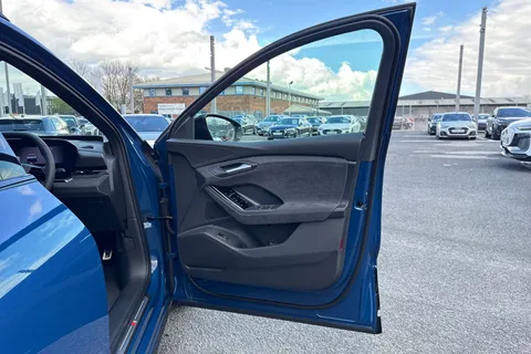  Audi Q6 E-Tron 100kWh Performance Black Edition Auto 5dr Thumbnail #38