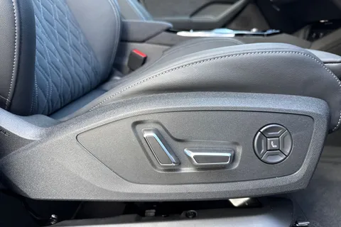  Audi Q6 E-Tron 100kWh Performance Black Edition Auto 5dr Thumbnail #41