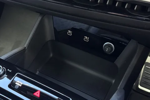  Audi Q6 E-Tron 100kWh Performance Black Edition Auto 5dr Thumbnail #56