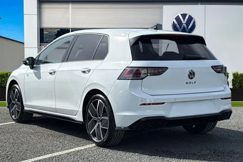  Volkswagen Golf 1.5 eTSI MHEV Black Edition DSG Euro 6 (s/s) 5dr Thumbnail #3