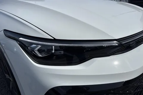  Volkswagen Golf 1.5 eTSI MHEV Black Edition DSG Euro 6 (s/s) 5dr Thumbnail #26