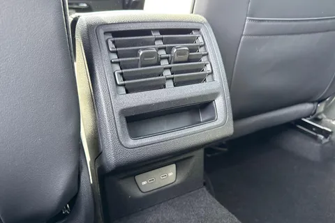  Volkswagen Golf 1.5 eTSI MHEV Black Edition DSG Euro 6 (s/s) 5dr Thumbnail #35