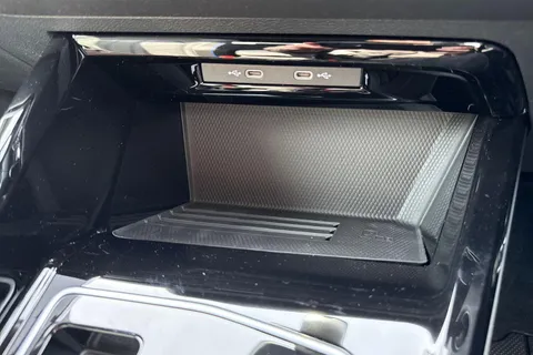  Volkswagen Golf 1.5 eTSI MHEV Black Edition DSG Euro 6 (s/s) 5dr Thumbnail #39