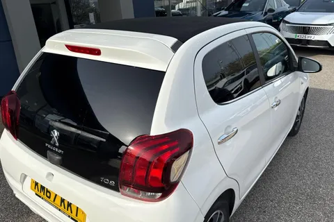 29 of 52 for PEUGEOT 108 1.2 PureTech Allure Top! Euro 6 5dr