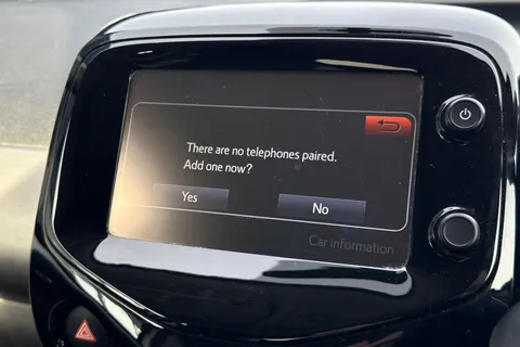 40 of 52 for PEUGEOT 108 1.2 PureTech Allure Top! Euro 6 5dr