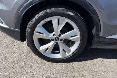 DF72WNP Audi Q4 e-tron Q4  S line 40 e-tron  150,00 kW Thumbnail #12