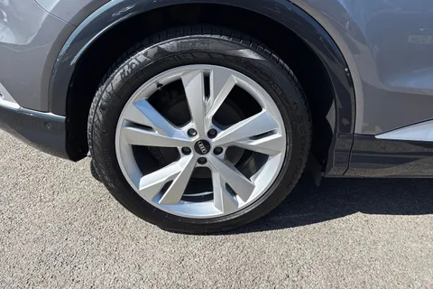 DF72WNP Audi Q4 e-tron Q4  S line 40 e-tron  150,00 kW Thumbnail #14