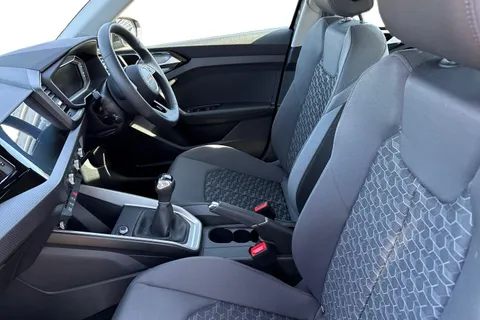 DE75EPU Audi A1 Sport 30 TFSI  116 PS 6-speed Thumbnail #16