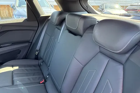 DF72WNP Audi Q4 e-tron Q4  S line 40 e-tron  150,00 kW Thumbnail #20