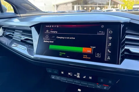 DF72WNP Audi Q4 e-tron Q4  S line 40 e-tron  150,00 kW Thumbnail #45