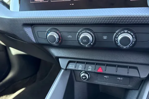 DE75EPU Audi A1 Sport 30 TFSI  116 PS 6-speed Thumbnail #45