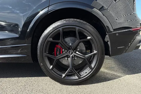  Audi RS Q8 4.0 TFSI V8 Performance Carbon Vorsprung Tiptronic quattro Euro 6 (s/s) 5dr Thumbnail #12