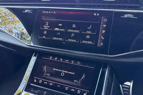  Audi RS Q8 4.0 TFSI V8 Performance Carbon Vorsprung Tiptronic quattro Euro 6 (s/s) 5dr Thumbnail #30