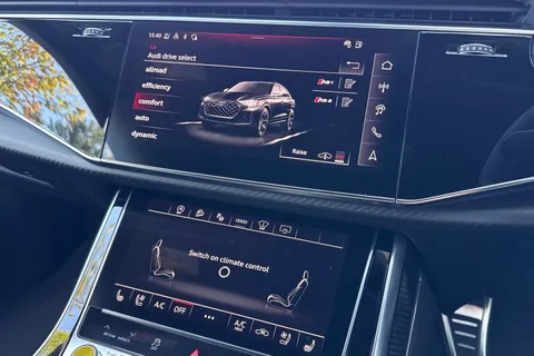  Audi RS Q8 4.0 TFSI V8 Performance Carbon Vorsprung Tiptronic quattro Euro 6 (s/s) 5dr Thumbnail #32
