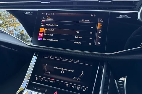  Audi RS Q8 4.0 TFSI V8 Performance Carbon Vorsprung Tiptronic quattro Euro 6 (s/s) 5dr Thumbnail #37