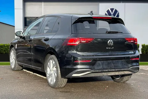  Volkswagen Golf 1.5 TSI Match Euro 6 (s/s) 5dr Thumbnail #2