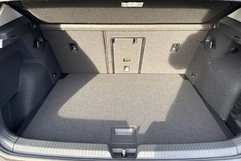  Volkswagen Golf 1.5 TSI Match Euro 6 (s/s) 5dr Thumbnail #6