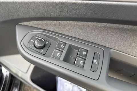  Volkswagen Golf 1.5 TSI Match Euro 6 (s/s) 5dr Thumbnail #20