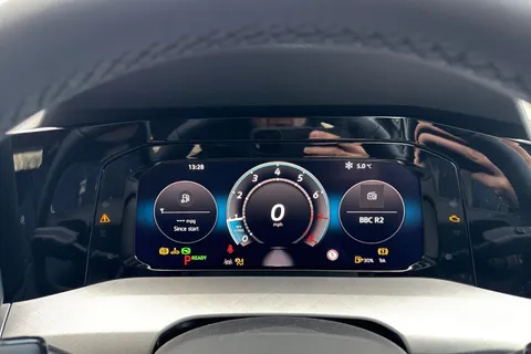  Volkswagen Golf 1.5 TSI Match Euro 6 (s/s) 5dr Thumbnail #33