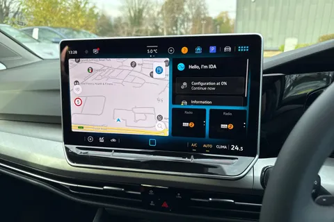  Volkswagen Golf 1.5 TSI Match Euro 6 (s/s) 5dr Thumbnail #34