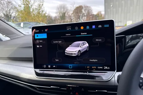  Volkswagen Golf 1.5 TSI Match Euro 6 (s/s) 5dr Thumbnail #39