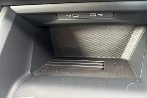  Volkswagen Golf 1.5 TSI Match Euro 6 (s/s) 5dr Thumbnail #48