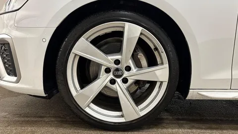 RK24LPO Audi A4 Avant Avant S line 40 TFSI  204 PS S tronic Thumbnail #6