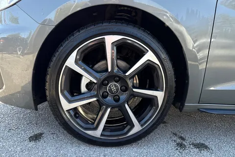 PK75KWE Audi A1 Black Edition 35 TFSI 150 PS S tronic Thumbnail #11