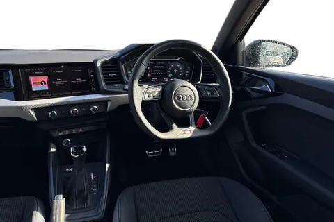 PK75KWE Audi A1 Black Edition 35 TFSI 150 PS S tronic Thumbnail #18