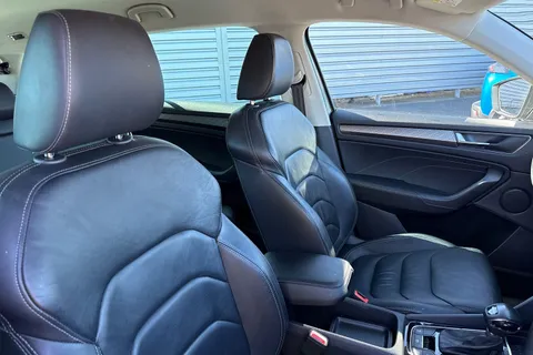 FH72KZV Škoda Kodiaq 1.5 TSI ACT SE L Executive DSG Euro 6 (s/s) 5dr (7 Seat) Thumbnail #25