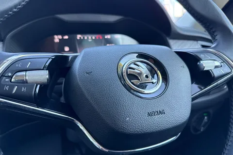 FH72KZV Škoda Kodiaq 1.5 TSI ACT SE L Executive DSG Euro 6 (s/s) 5dr (7 Seat) Thumbnail #37