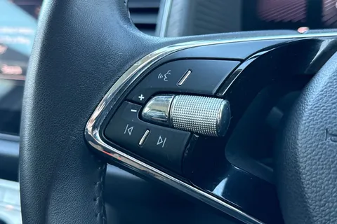 FH72KZV Škoda Kodiaq 1.5 TSI ACT SE L Executive DSG Euro 6 (s/s) 5dr (7 Seat) Thumbnail #38