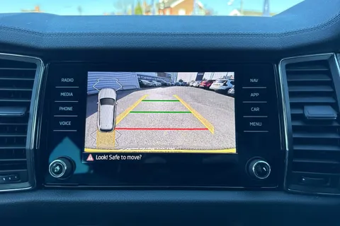 FH72KZV Škoda Kodiaq 1.5 TSI ACT SE L Executive DSG Euro 6 (s/s) 5dr (7 Seat) Thumbnail #42