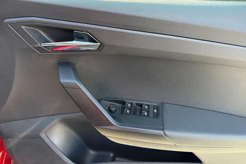 CY69BFP SEAT Arona 1.0 TSI SE Technology DSG Euro 6 (s/s) 5dr Thumbnail #22