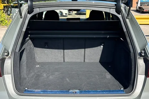 PN24LPV Audi A4 Avant 2.0 TFSI 40 S line S Tronic Euro 6 (s/s) 5dr Thumbnail #8