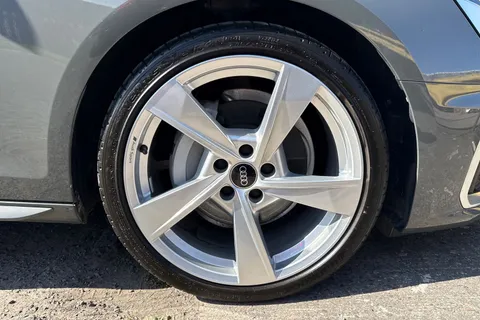 PN24LPV Audi A4 Avant 2.0 TFSI 40 S line S Tronic Euro 6 (s/s) 5dr Thumbnail #14