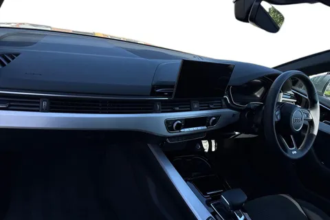 PN24LPV Audi A4 Avant 2.0 TFSI 40 S line S Tronic Euro 6 (s/s) 5dr Thumbnail #16