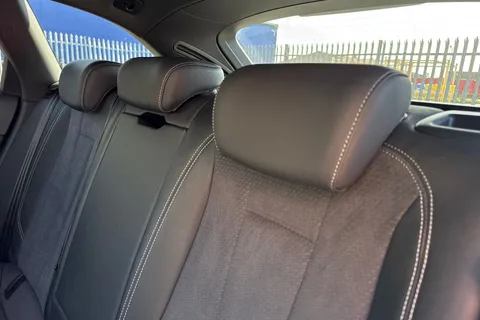 PN24LPV Audi A4 Avant 2.0 TFSI 40 S line S Tronic Euro 6 (s/s) 5dr Thumbnail #20