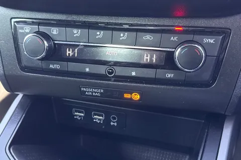 DY19XYA SEAT Arona 1.0 TSI FR Sport Euro 6 (s/s) 5dr Thumbnail #23