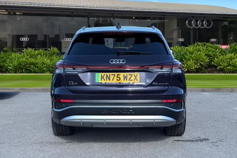 KN75WZX Audi Q4 e-tron Q4 S line 45 e-tron 210,00 kW Thumbnail #5