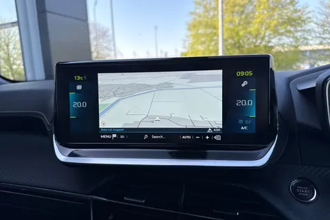 KR71LUB PEUGEOT e-2008 50kWh GT Premium Auto 5dr Thumbnail #17