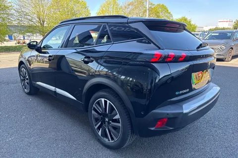 KR71LUB PEUGEOT e-2008 50kWh GT Premium Auto 5dr Thumbnail #31