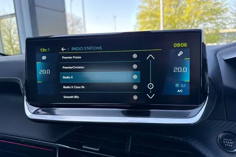 KR71LUB PEUGEOT e-2008 50kWh GT Premium Auto 5dr Thumbnail #46