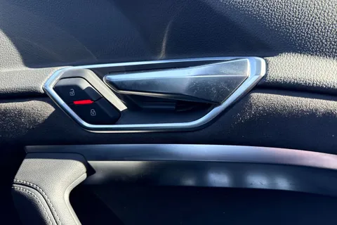 LP72CAX Audi e-tron Sportback Black Edition 55 quattro 300,00 kW Thumbnail #22