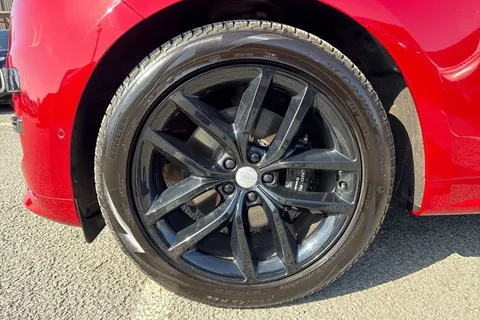 11 of 63 for Land Rover Range Rover Sport 3.0 D300 MHEV Dynamic SE Auto 4WD Euro 6 (s/s) 5dr