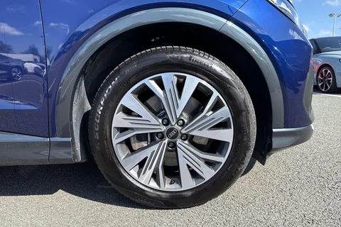 KN75WYF Audi Q4 e-tron Q4  Sport 40 e-tron  150,00 kW Thumbnail #10